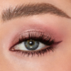 EYES TO MESMERISE AVEC PILLOW TALK