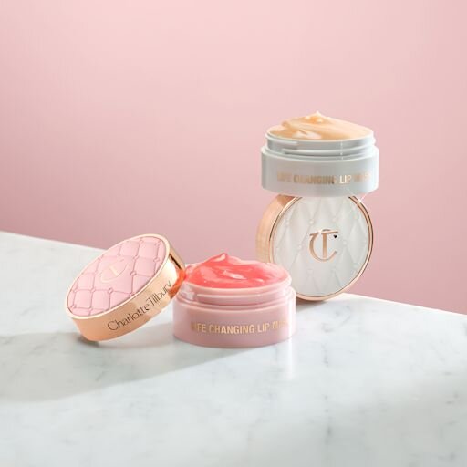 MASQUE POUR LES LÈVRES QUI CHANGE LA VIE : MAGIC SHEER GLOW