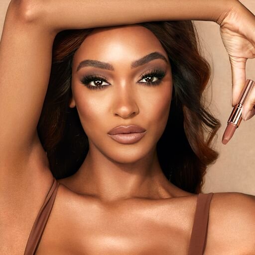 LA MATTE REVOLUTION DES SUPER NUDES - COVER STAR