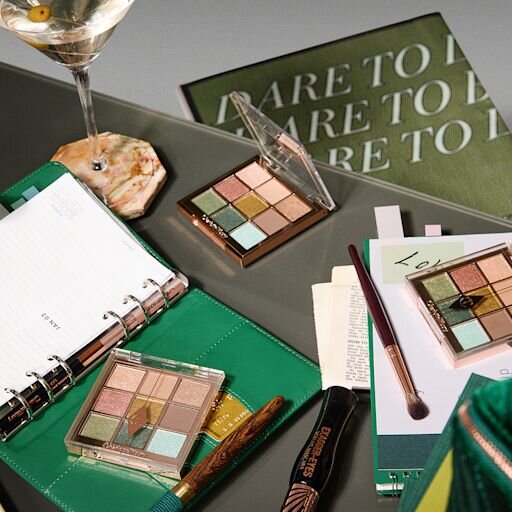 LA PALETTE DE CHARLOTTE POUR DES YEUX TENDANCE : EMERALD EFFECT