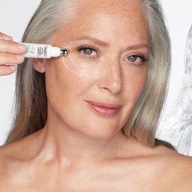 LE KIT DE SOIN « DUO RÉVITALISANT IMMÉDIAT POUR LES YEUX »