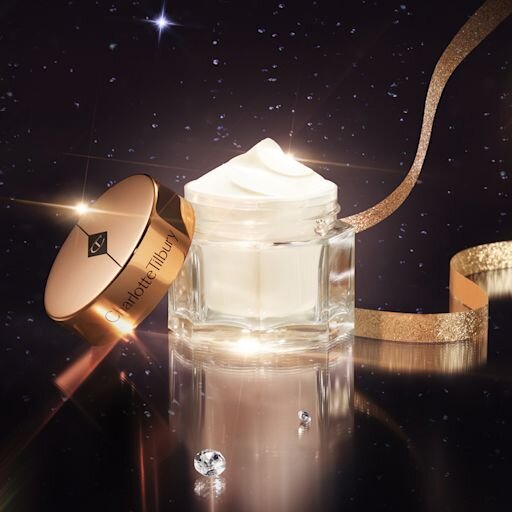 LE KIT DE SOIN EMBLÉMATIQUE « MAGIC SKIN DUO » DE CHARLOTTE