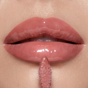 PILLOW TALK BIG LIP PLUMPGASM TEINT CLAIR À MOYEN