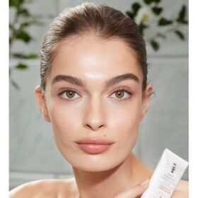 SOIN VISAGE EXFOLIANT AUX ACIDES « SUPER RADIANCE RESURFACING » 50 ml