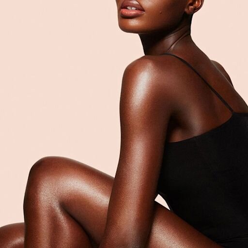 SUPERMODEL BODY – ENLUMINEUR POUR LE CORPS