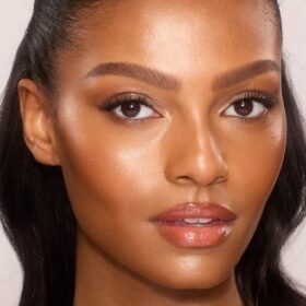 UNREAL SKIN SHEER GLOW TINT STICK FOND DE TEINT HYDRATANT 12 TAN