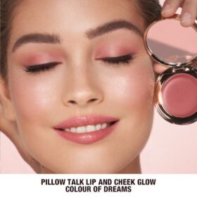 VOTRE KIT DE MAQUILLAGE DUO POUR DES LÈVRES ET DES JOUES AU SOMMET DE VOTRE BEAUTÉ